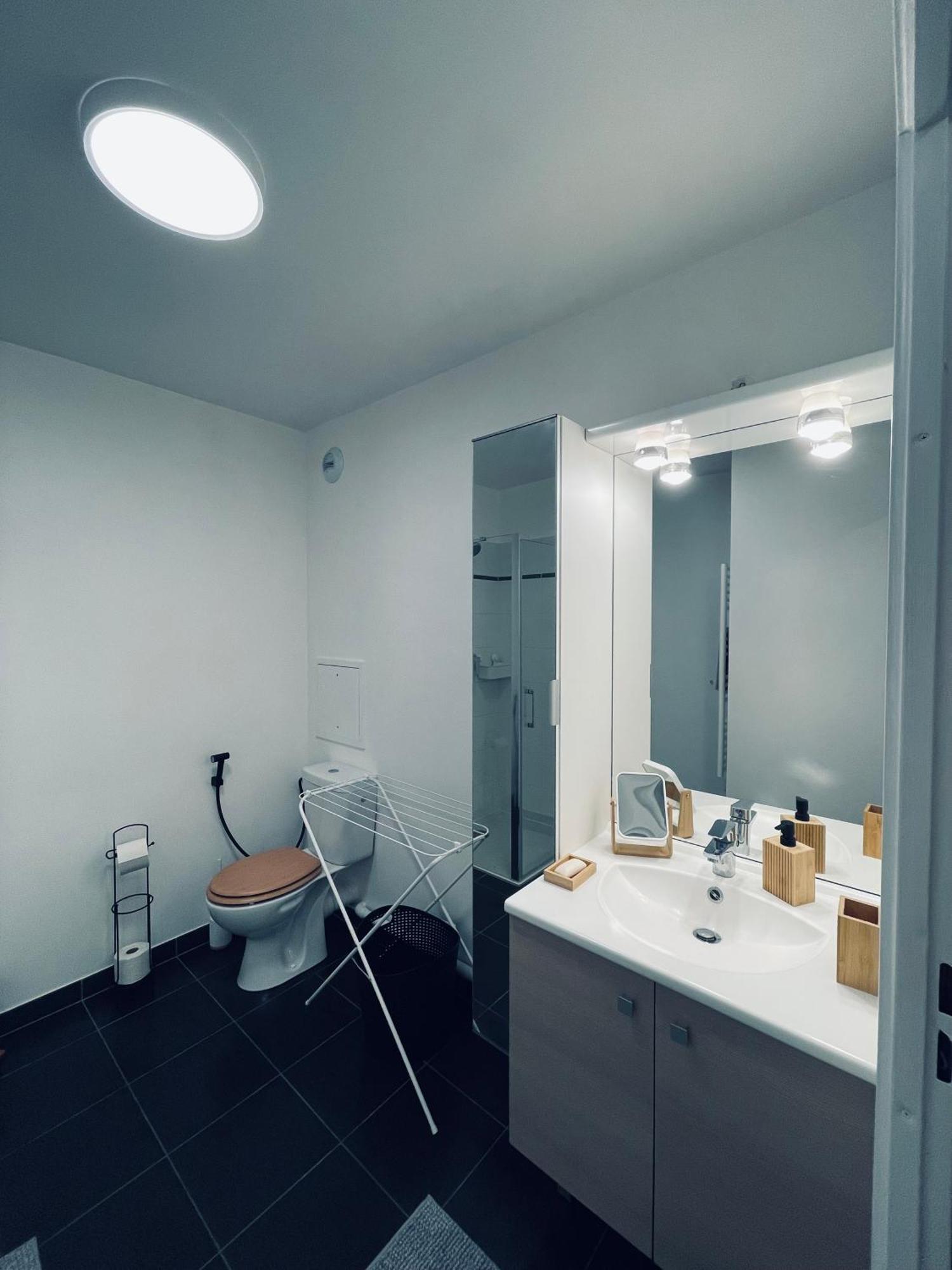 Appartement Lahcen Thorigny-sur-Marne Εξωτερικό φωτογραφία