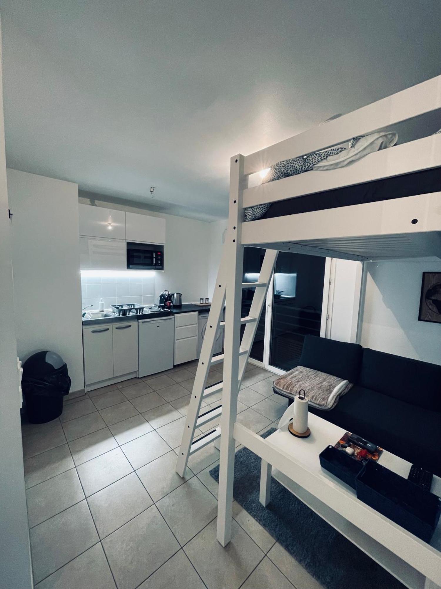 Appartement Lahcen Thorigny-sur-Marne Εξωτερικό φωτογραφία